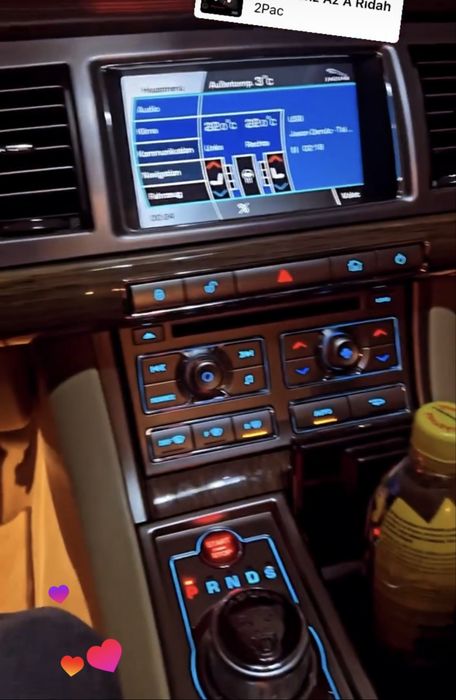 Jaguar XF 4.2 V8 Benzină – Full Option, Pachet R, Întreținut Exemplat