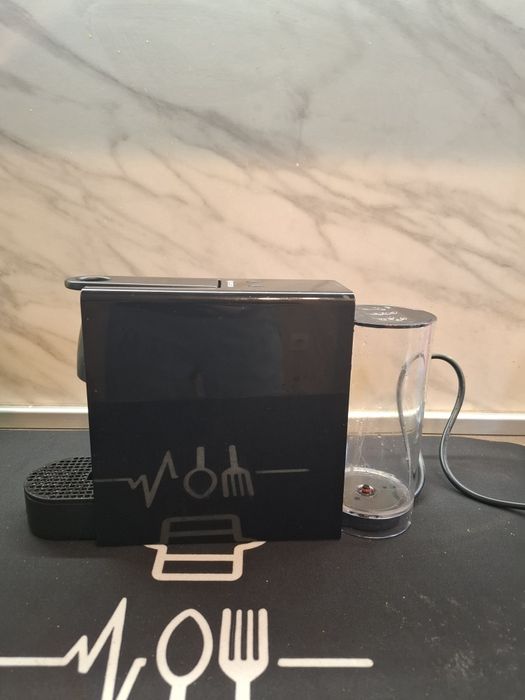 Nespresso essenza mini