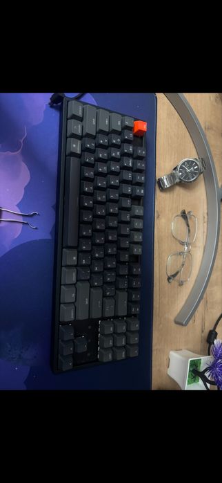 Продам клавиатуру Keychron K10