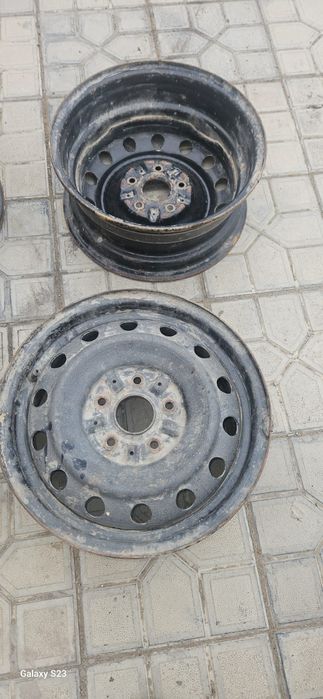 Автомобильные простые диски