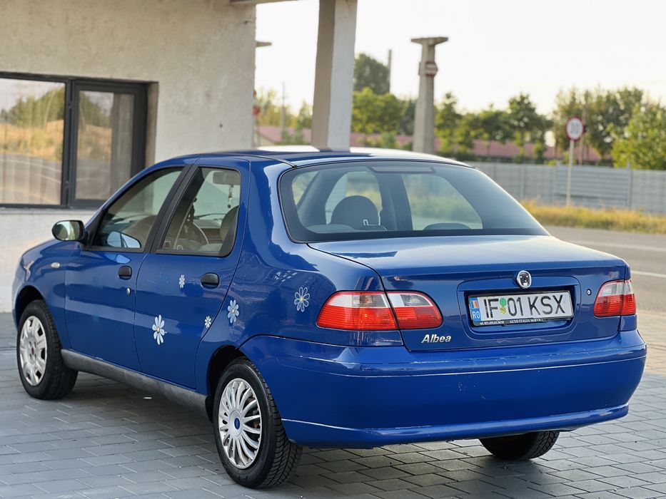 Fiat Albea 1.4 benzina 118 000 km 2009 acte valabile , proprietar