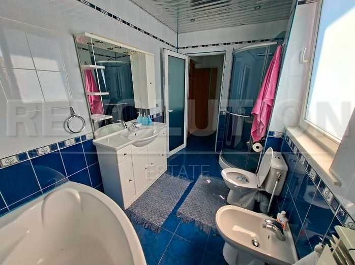 Продава се Къща в Дупница - 248 кв.м за 718 €/кв.м - Снимка #13