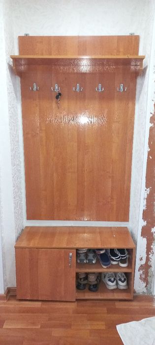 Прихожей бу.сост. хороши