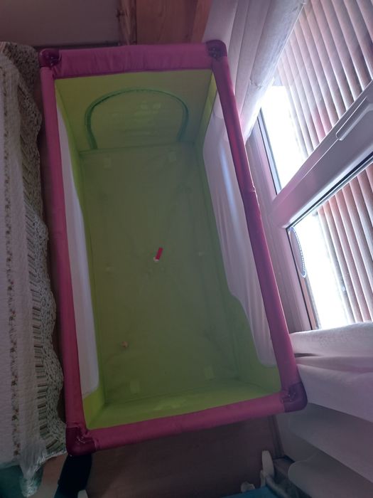 Детско легло и кошара