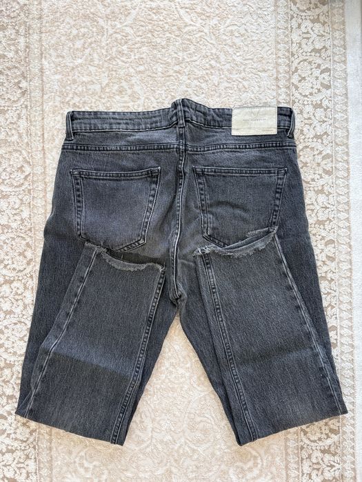 Черни и сини дънки от Zara