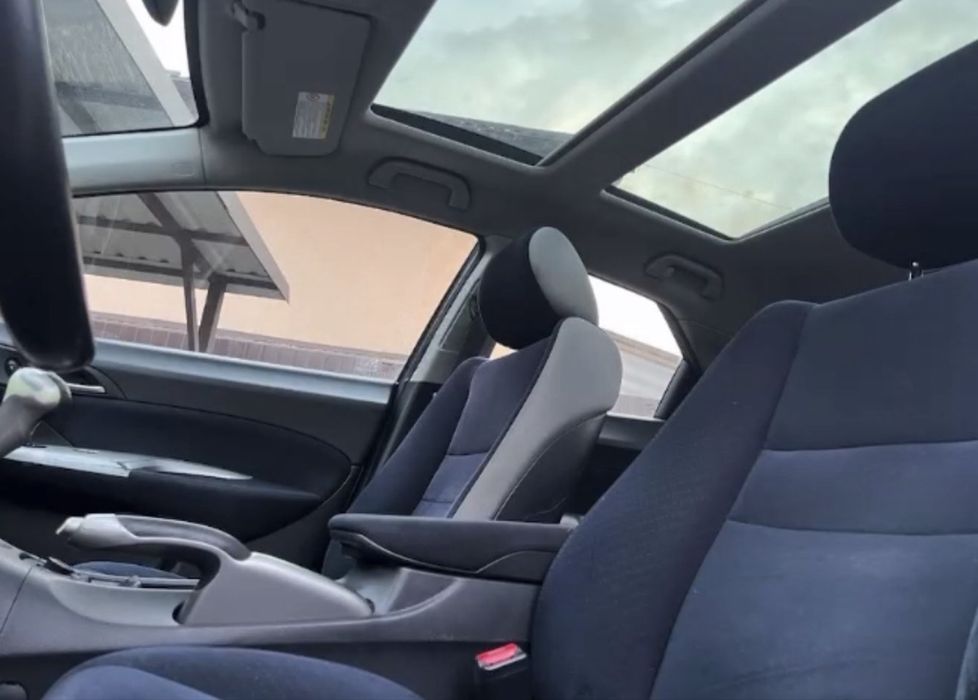 Honda Civic 1.8 - executive - manuala