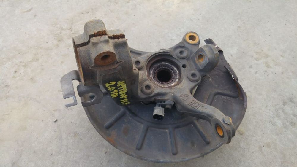 Fuzeta stanga fata bkd 2.0 tdi vw jetta 3