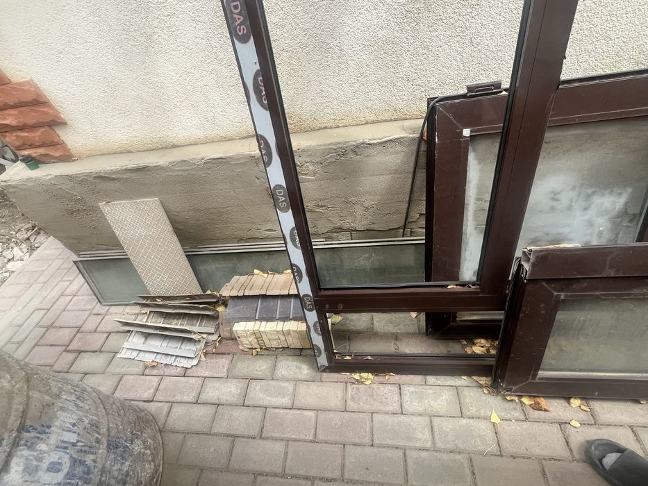 Продаи алюминиевый витраж
