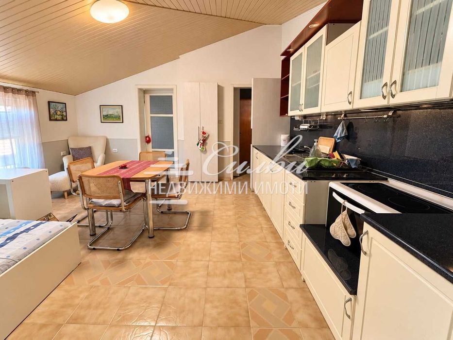 Продава се Едностаен апартамент в Шумен, Военно училище - 47 кв.м за 1915 €/кв.м - Снимка #1