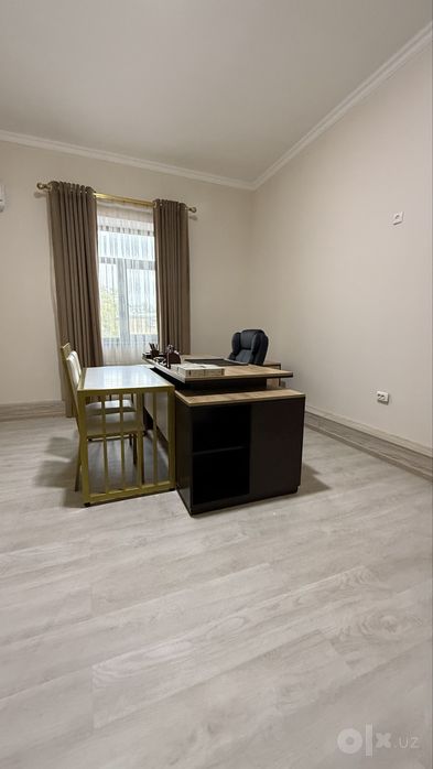 Ofis uchun xonalar ijaraga beriladi