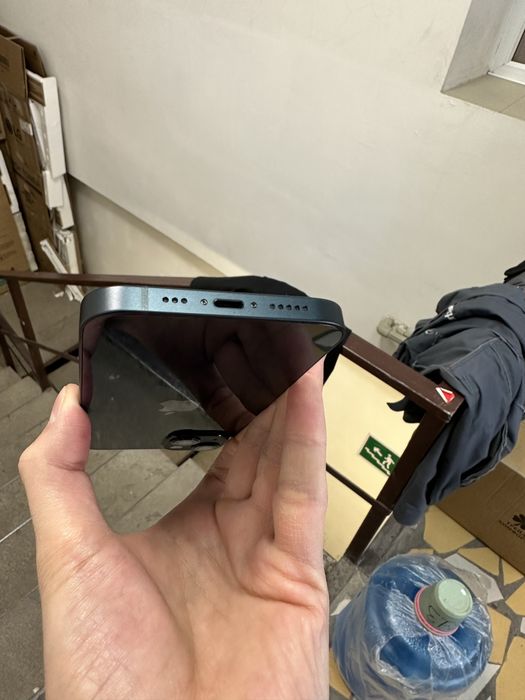 iPhone 13 Midnight 128гб состояние нового!