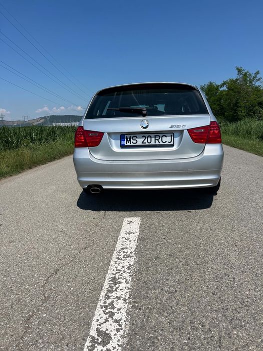 BMW 3 Series 2010 — imagine 3