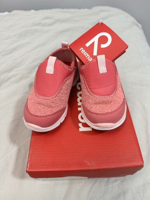 Кроссовки Reima, 21 размер, новые.