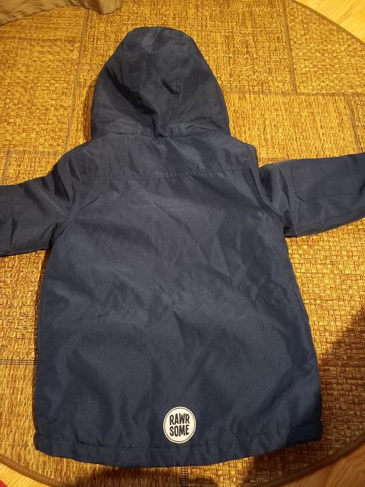 Geci copii  4-5-6 ani ,30 lei fiecare ,gratuit caamasa sau bluza