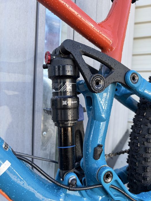 Bicicleta Marin Rift Zone1 27.5 (2023)