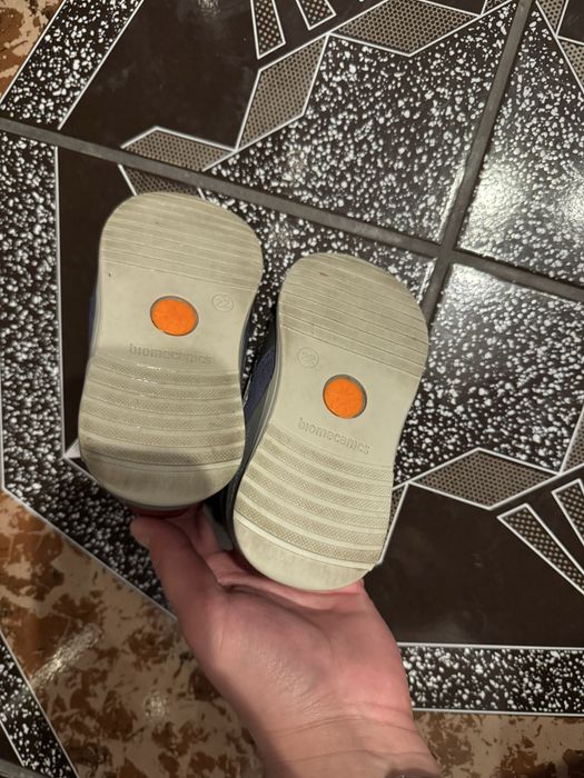 Biomecanics marime 22