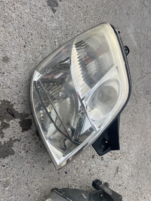 Фар Kia Picanto 2004-