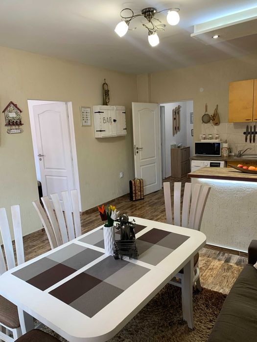 Дава се под наем Тристаен апартамент в Трявна - 78 кв.м за 110000 € - Снимка #4