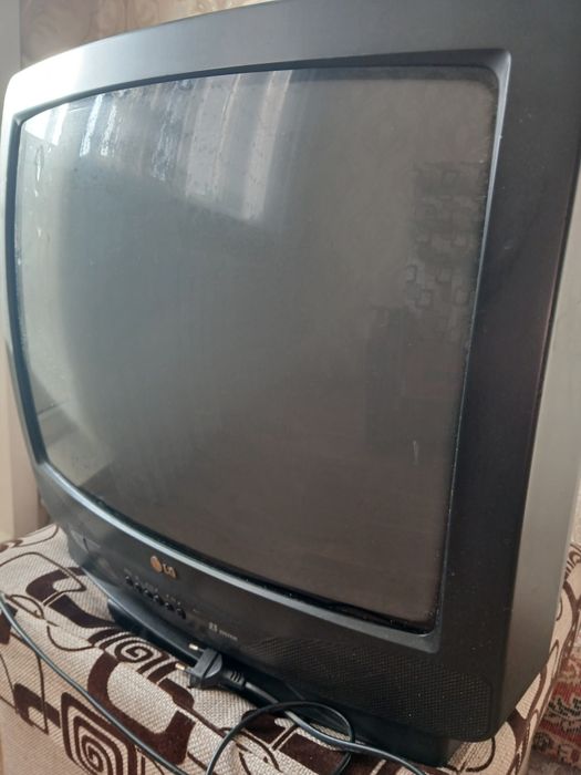 Продам телевизор