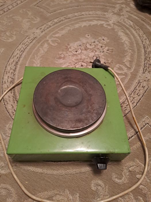 Продам электрическую плитку