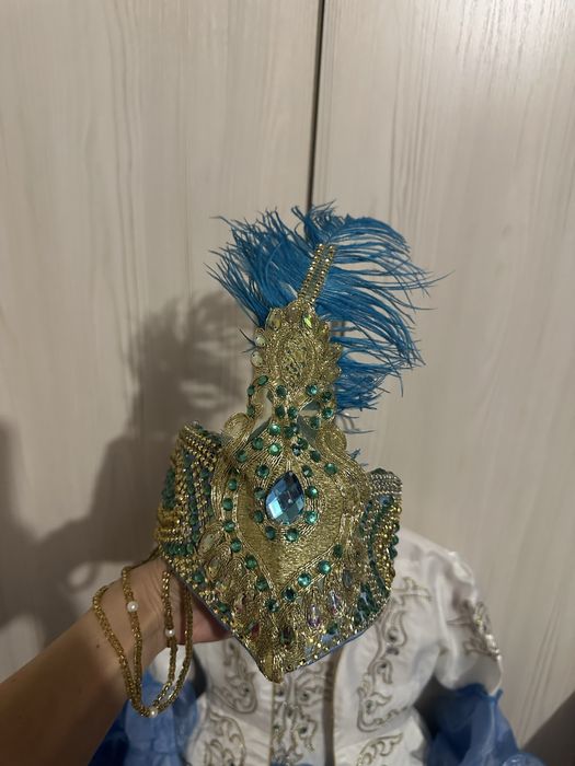 продам платье в национальном стиле