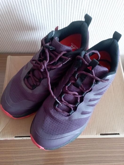 Кроссовки НUMTTO