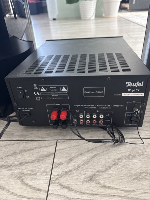 Sistem audio Teufel cu boxe