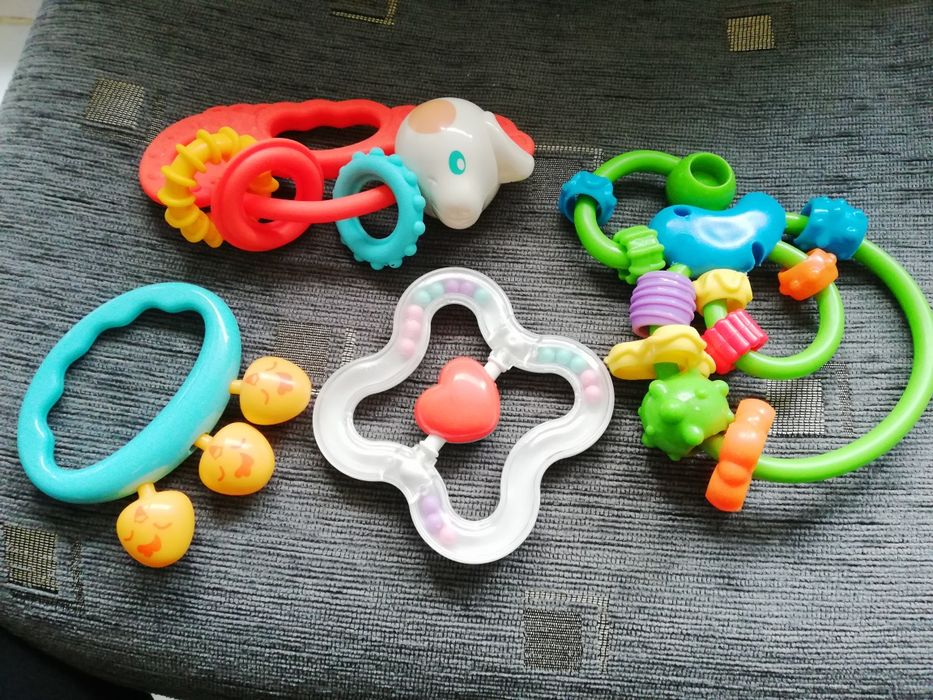 Играчки за бебе/лот/книжки/гризалки