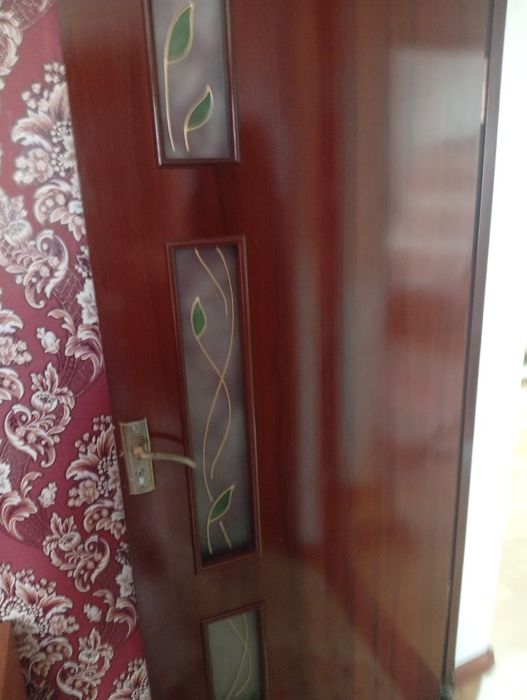 Двери.есиктер.үй іші.