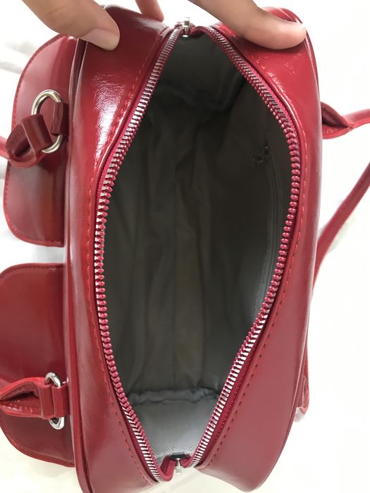 Красная сумочка хорошего качества