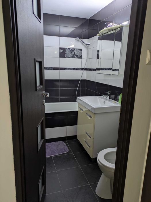 Apartament cu 2 camere de inchiriat