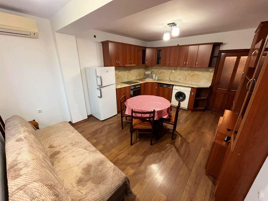 Дава се под наем Многостаен апартамент в Пловдив, Христо Смирненски - 120 кв.м за 600 € - Снимка #1