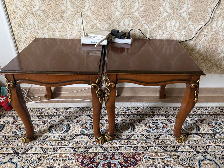 диван и 2 кресло,2 столик