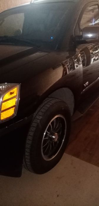 Продам Nissan Armada