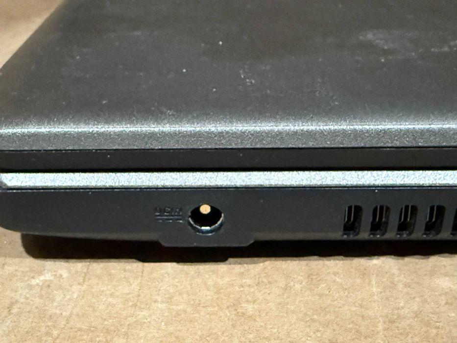 Лаптоп MEDION akoya P7639