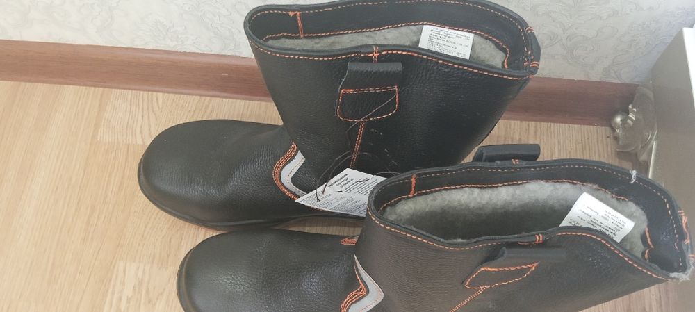 Спец сапоги, етік.