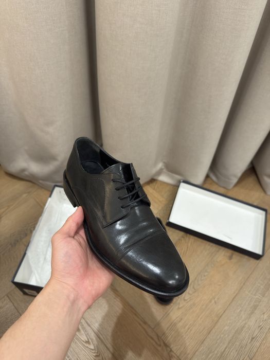 Manzoni туфли сатылды