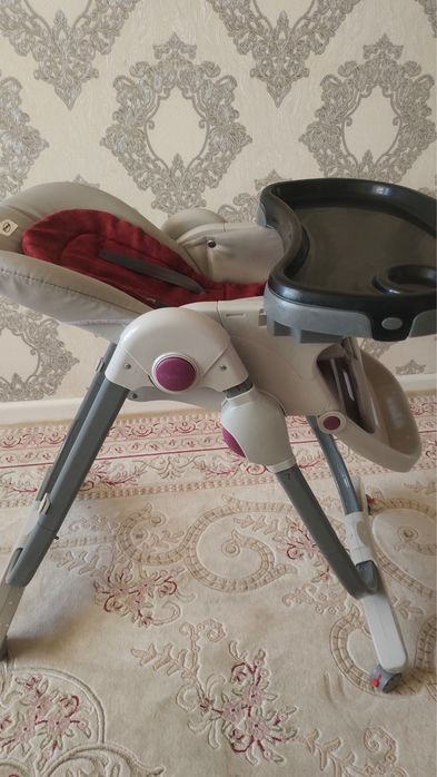 Детский кормящий стол.