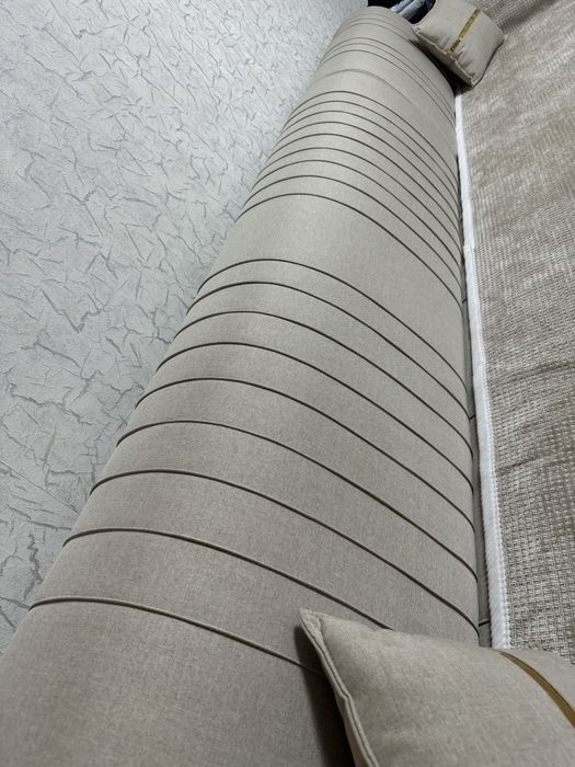 Продам диван новый