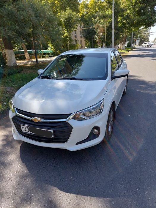 Сотилади оникс LTZ автомат холати идеал енги мошина