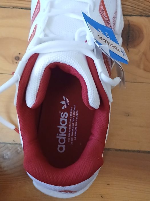 Маратонки ADIDAS