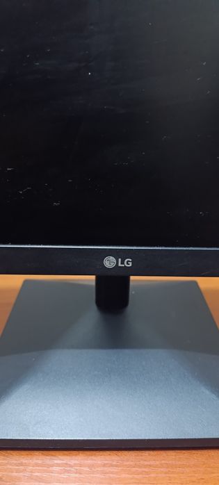 Kamyuter sotiladi Mishka va klaviatura qoʻshib beriladi