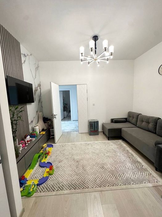 Продам квартиру на Паркентском жк Династия 2/7/9 60м2