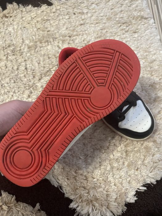 Adidasi nr 33 waikiki