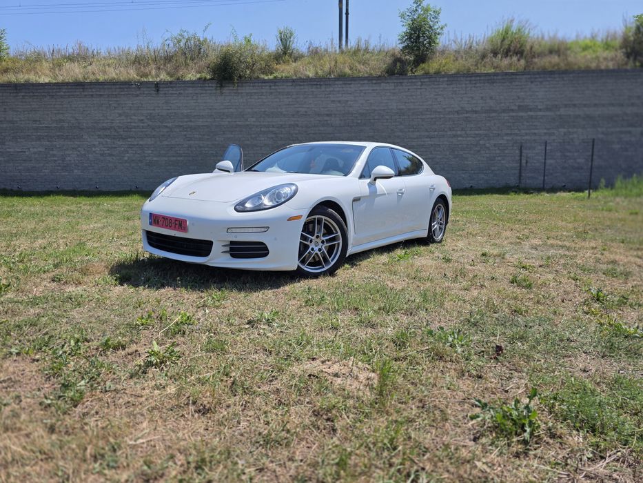 Porsche panamera 4