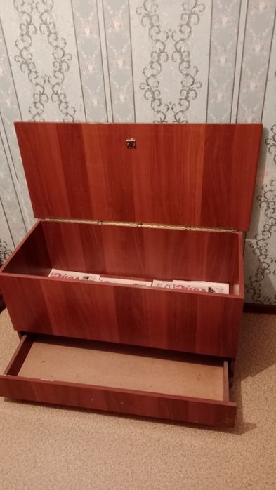 Сандық сатылады.Сапасы өте жақсы.