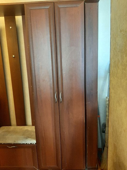 Продаю прихожий гарнитур