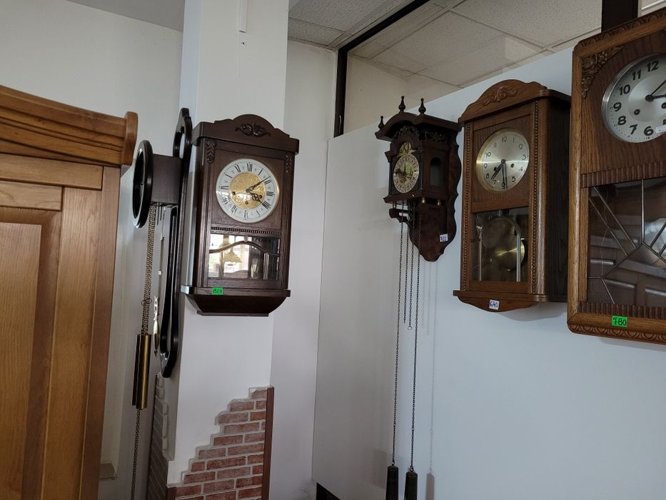 Ceasuri de perete cu pendul