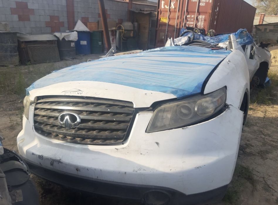 Запчасти Infiniti FX35 капот