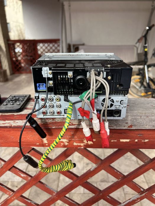 De vanzare player auto pioneer/jvc/sony (radio/casetofon/cd-player)